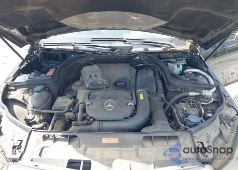 2013 Mercedes-Benz C 250 from USA, damaged, VIN WDDGJ4HB4DF960262